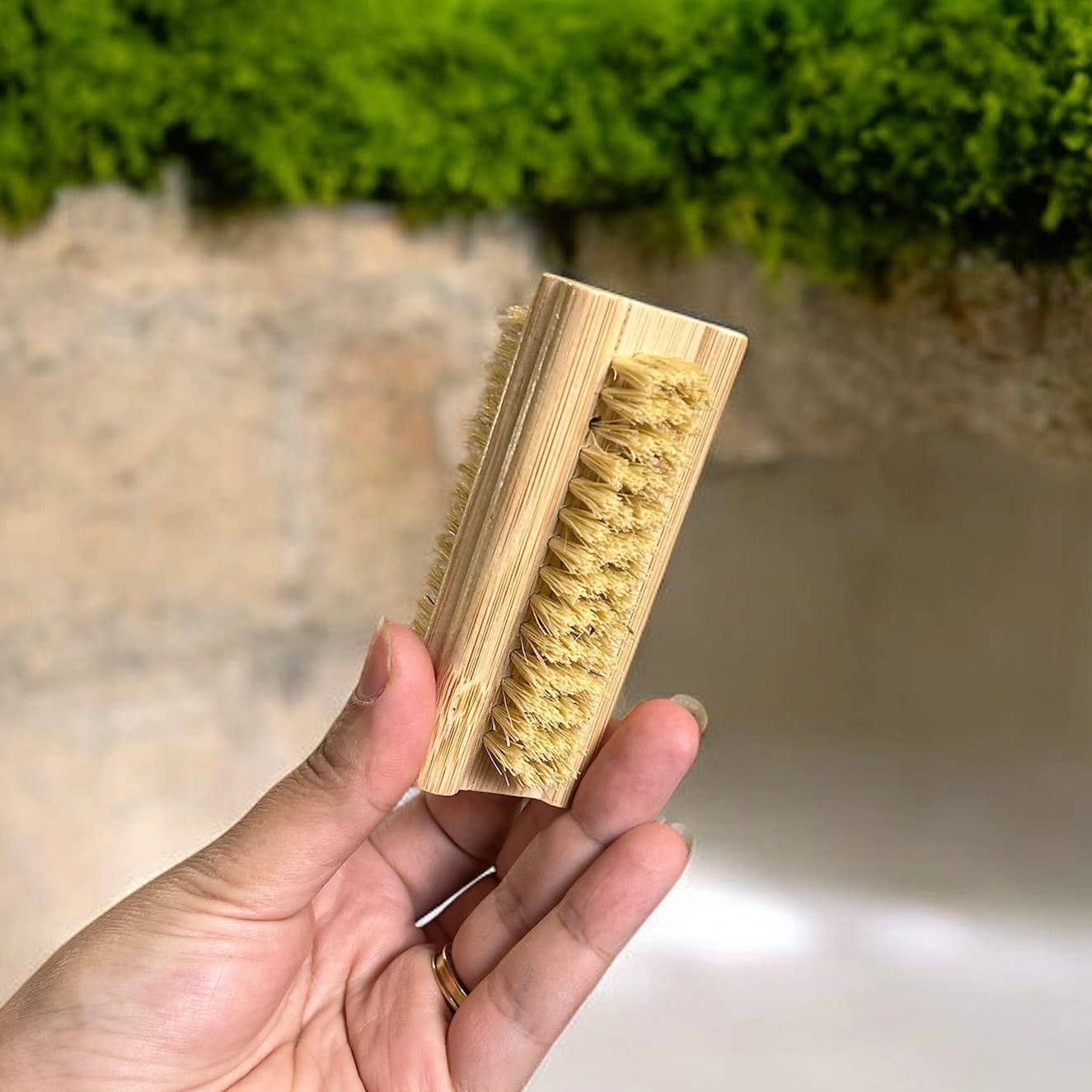 Bamboo Switch - Bamboo Vegan Nail Brush