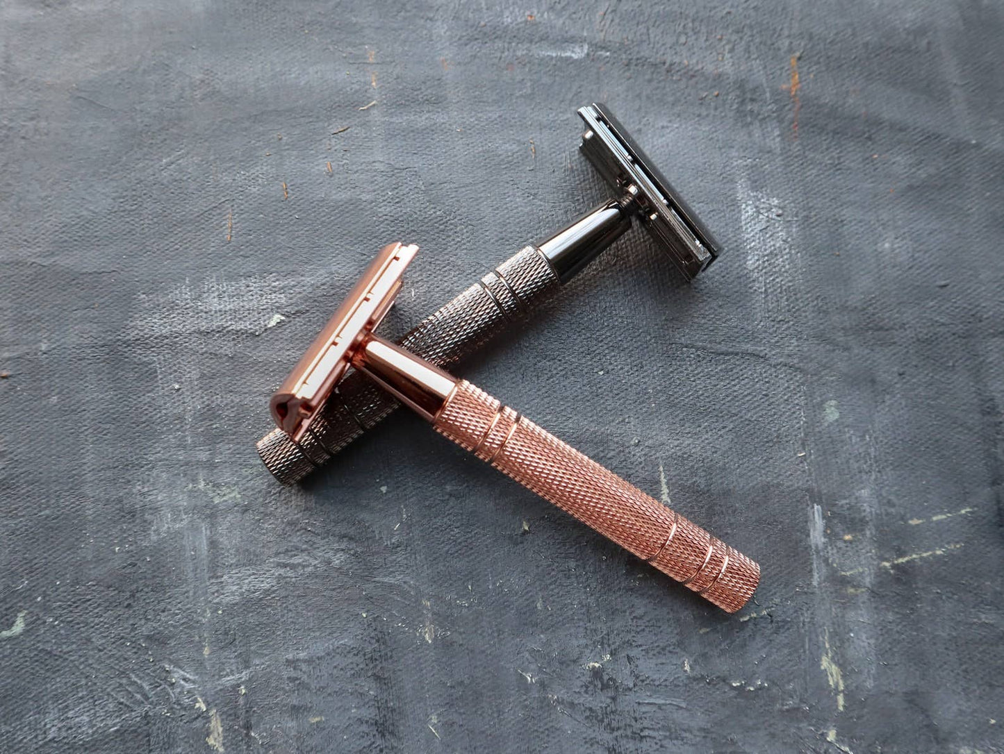 Plantish - Safety Razor Blade & Stand