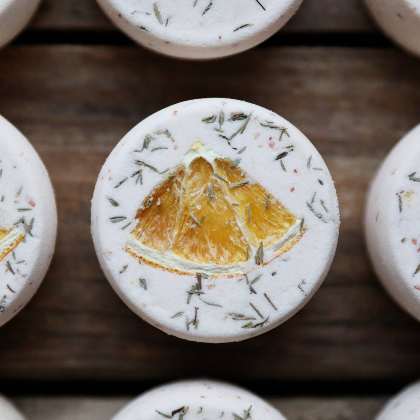 DollyMoo - Wild Orange & Thyme Bath Bomb