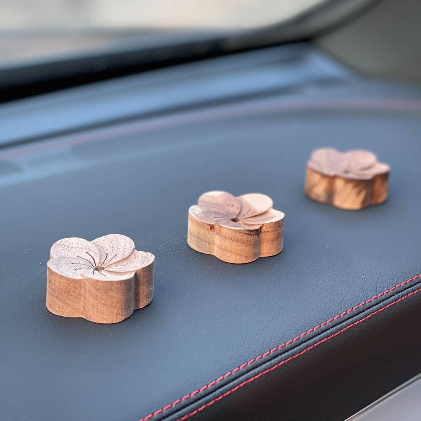 Plantish - Wooden Essential Oil Diffuser for Car
