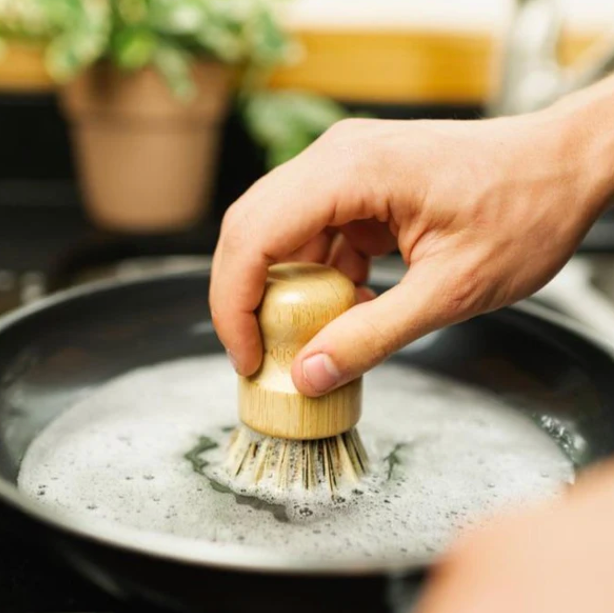 Bamboo Switch - Bamboo Pot Scrubber