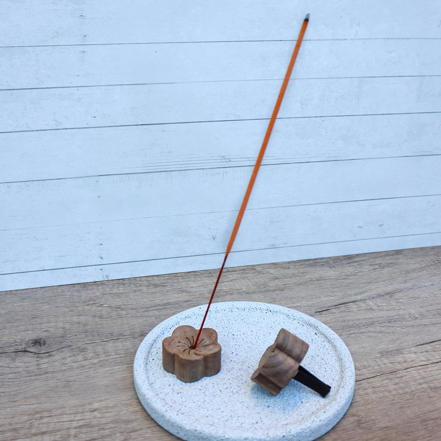 Plantish - Wooden Essential Oil Diffuser for Car