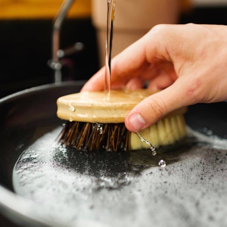 Bamboo Switch - Double-Sided Bamboo Cleaning Brush