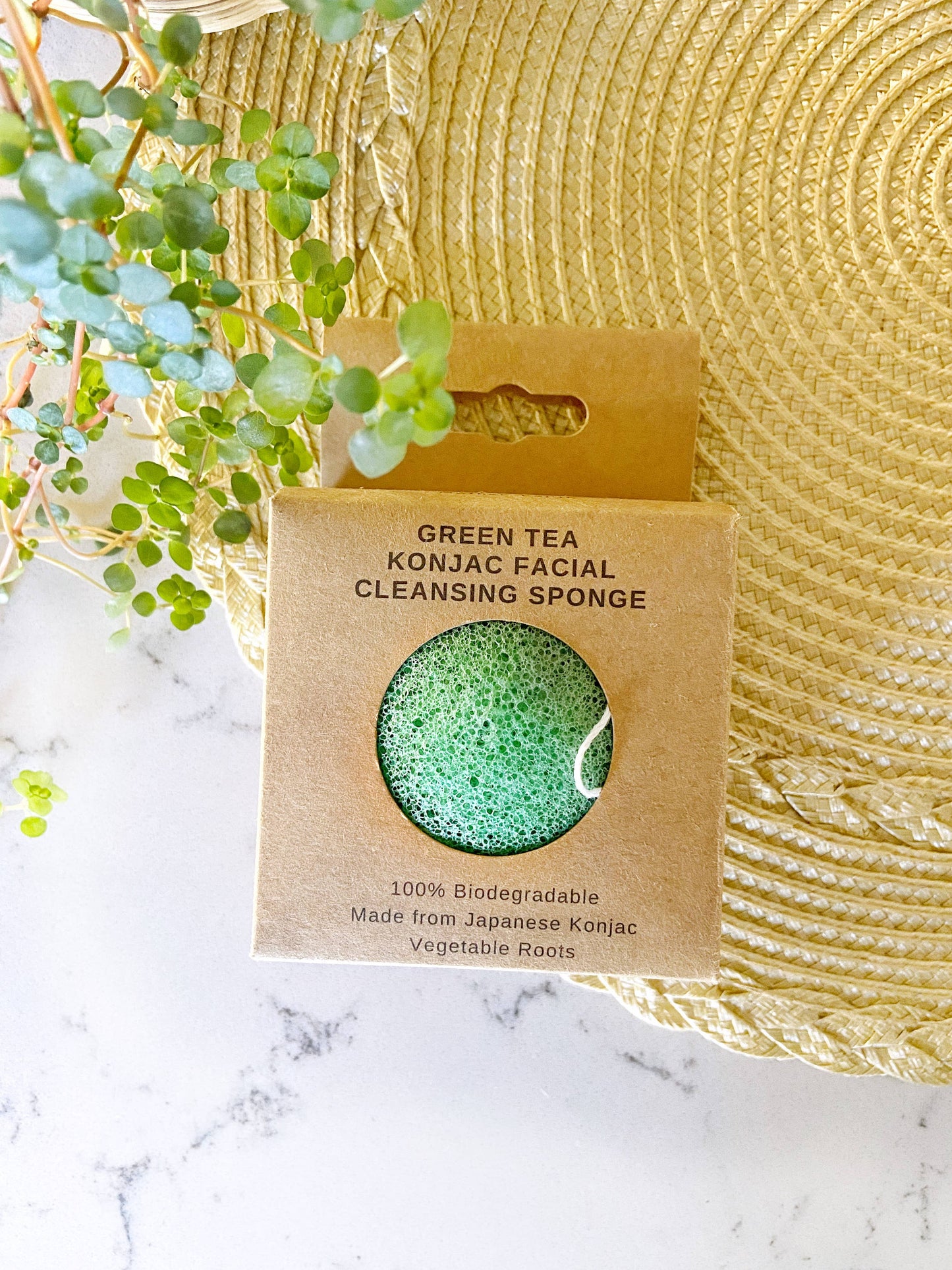 Me Mother Earth - Konjac Sponge // Green Tea