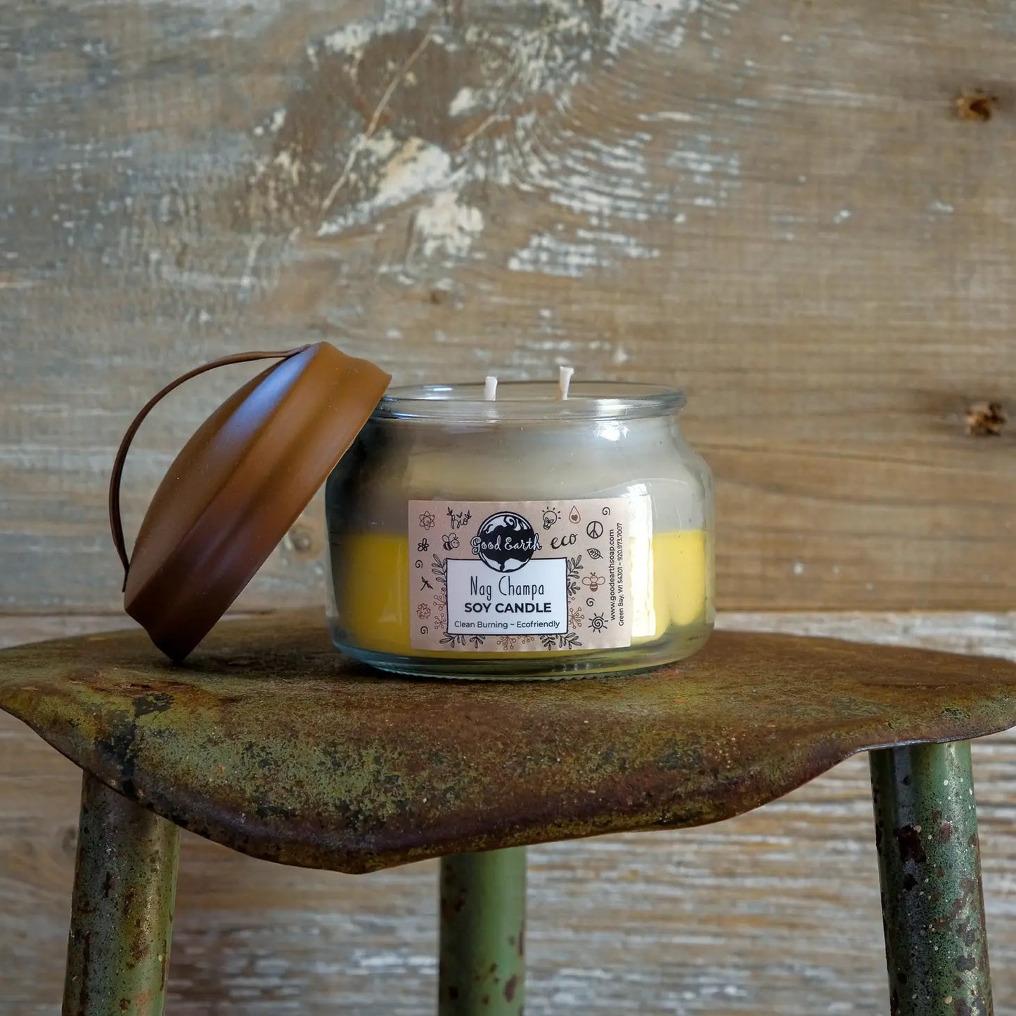 Good Earth - Nag Champa Apothecary Soy Candle