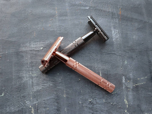 Plantish - Safety Razor Blade & Stand