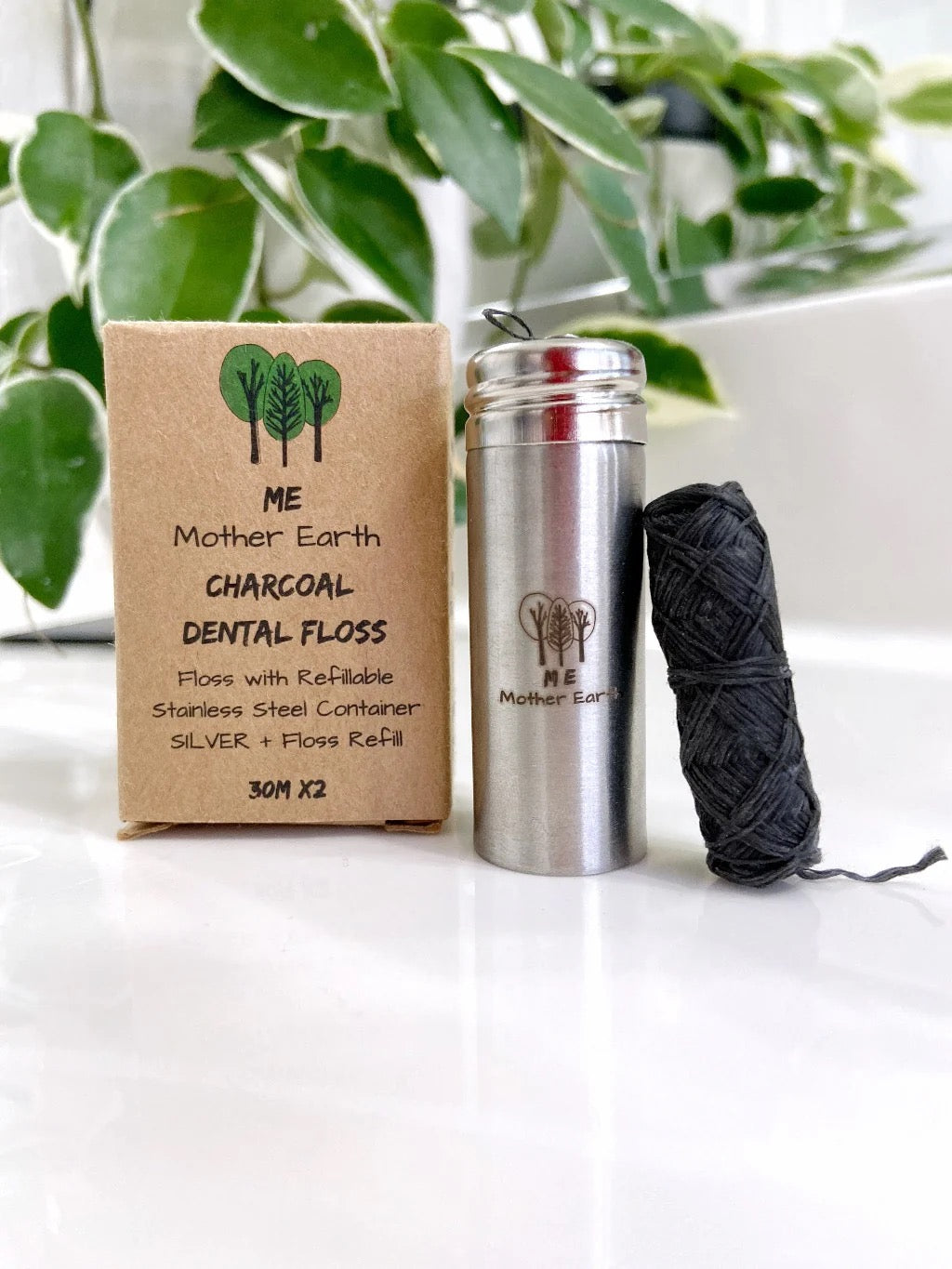 Me Mother Earth - Stainless Steel Biodegradable Bamboo Charcoal Dental Floss