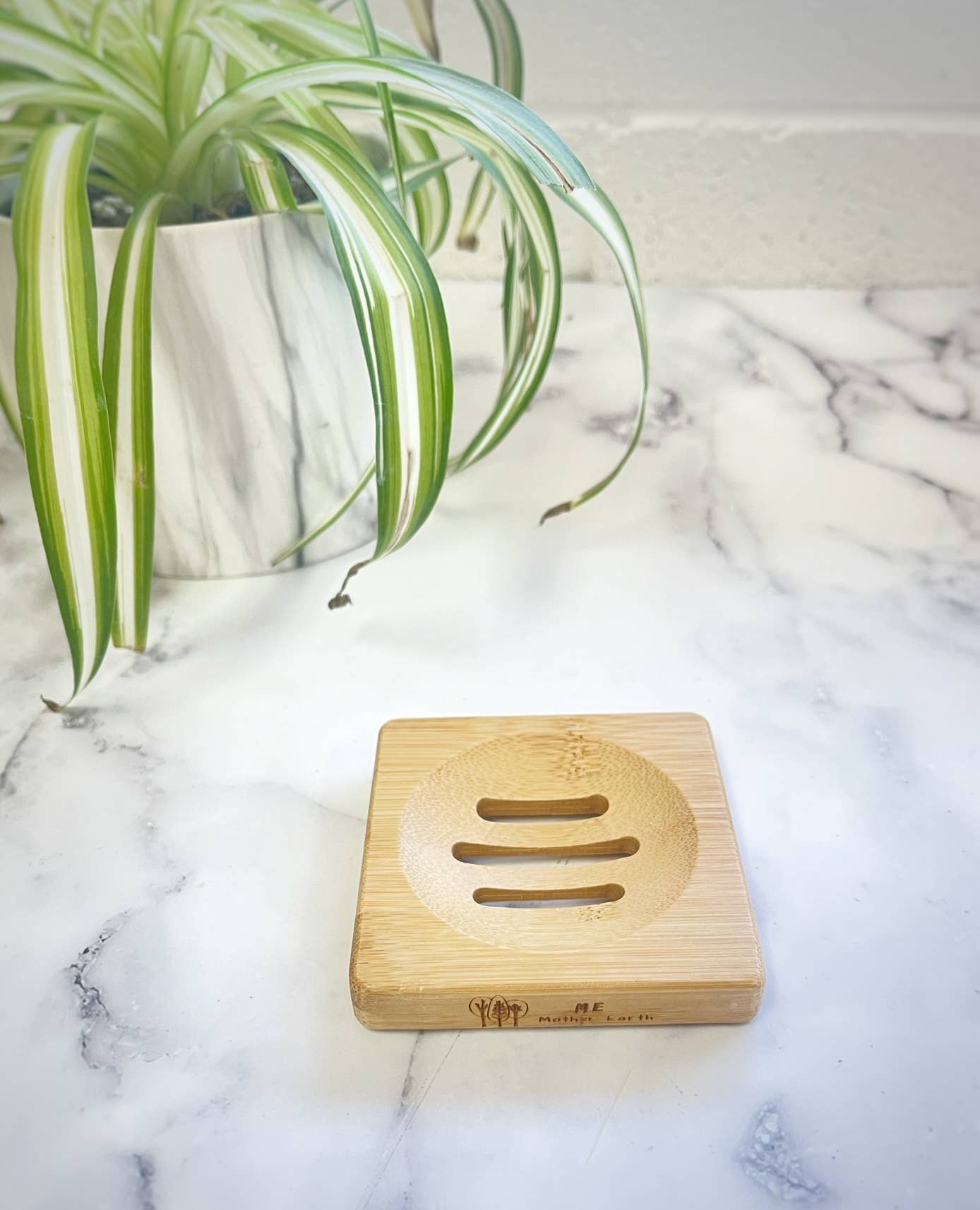 Me.Mother Earth - Square Bamboo Soap Dish